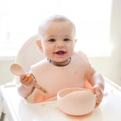 New Suction Bowl Spoon Bib Silicone Baby Feeding Set
